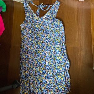 Gap women’s floral dress with string tie back size M